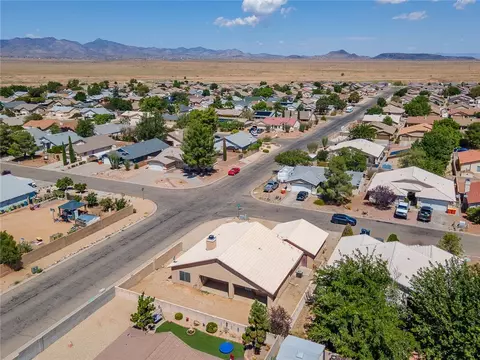 View/Area - 3900 E Lass Ave, Kingman, AZ 86409 photo 5 of 19