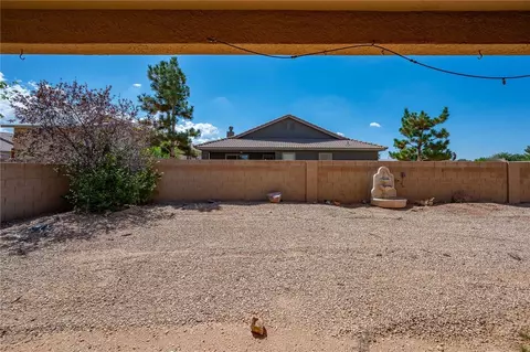 Exterior - 3900 E Lass Ave, Kingman, AZ 86409 photo 9 of 28