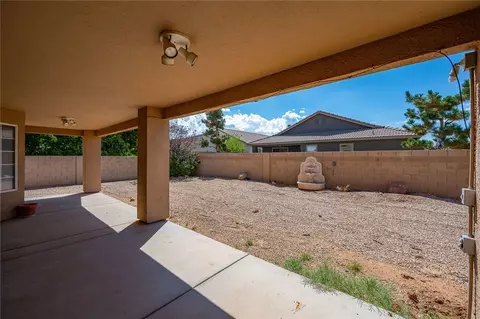 Exterior - 3900 E Lass Ave, Kingman, AZ 86409 photo 11 of 28