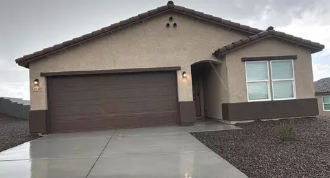 2550 Montano Ridge Dr, Bullhead City, AZ 86442
