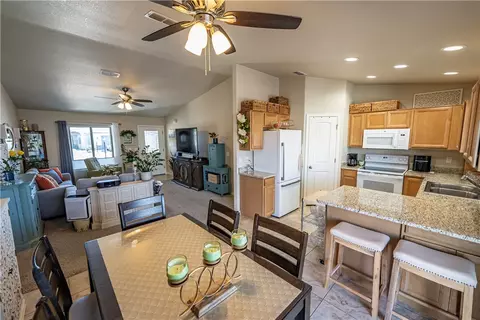 2637 E Luna Vis, Kingman, AZ 86409 photo 17
