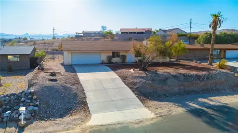 1674 Quartz Cir, Bullhead City, AZ 86442