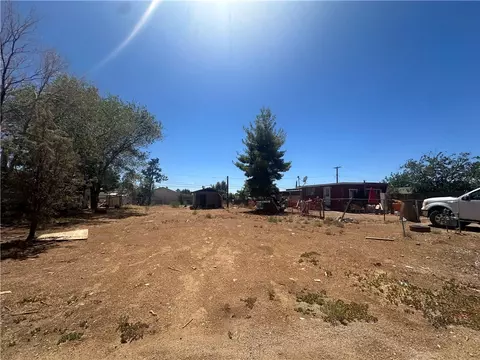 2334 E Ames Ave, Kingman, AZ 86409 photo 2