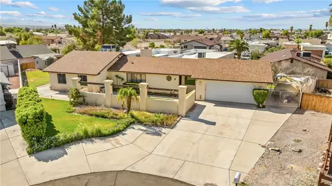 442 Riverfront Cir, Bullhead City, AZ 86442