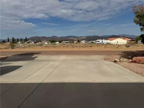 99499957 N Mano Dr, Kingman, AZ 86401
