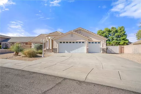 2085 John Wayne Dr, Kingman, AZ 86409