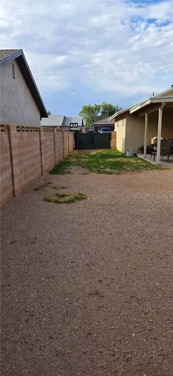 Exterior - 3757 E Lass Ave, Kingman, AZ 86409 photo 3 of 12