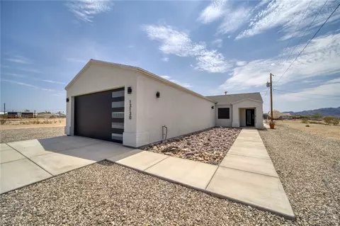 13130 S Cove Parkway Pkwy, Topock, AZ 86436