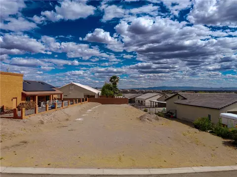 6062 S Greenhorn Dr, Fort Mohave, AZ 86426