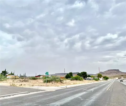 4495 N Stardust Rd, Kingman, AZ 86409