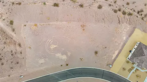 2885 Kolob Canyon Dr, Bullhead City, AZ 86429