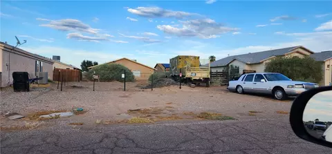 9920 S Needles Dr, Mohave Valley, AZ 86440