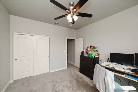Bedroom - 5432 Roadrunner Ave, Kingman, AZ 86409 photo 3 of 5