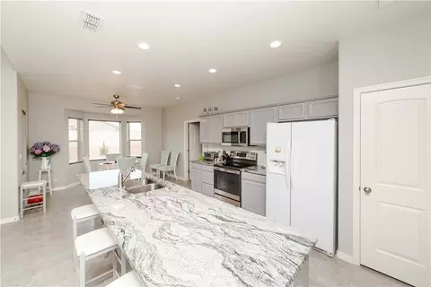 Kitchen - 5432 Roadrunner Ave, Kingman, AZ 86409 photo 1 of 3