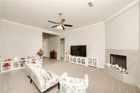 Living - 5432 Roadrunner Ave, Kingman, AZ 86409 photo 2 of 3