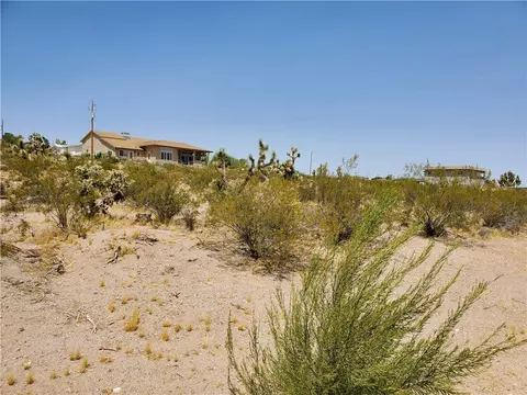 395 E Haystack Dr, Meadview, AZ 86444 photo 7