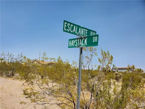 395 E Haystack Dr, Meadview, AZ 86444
