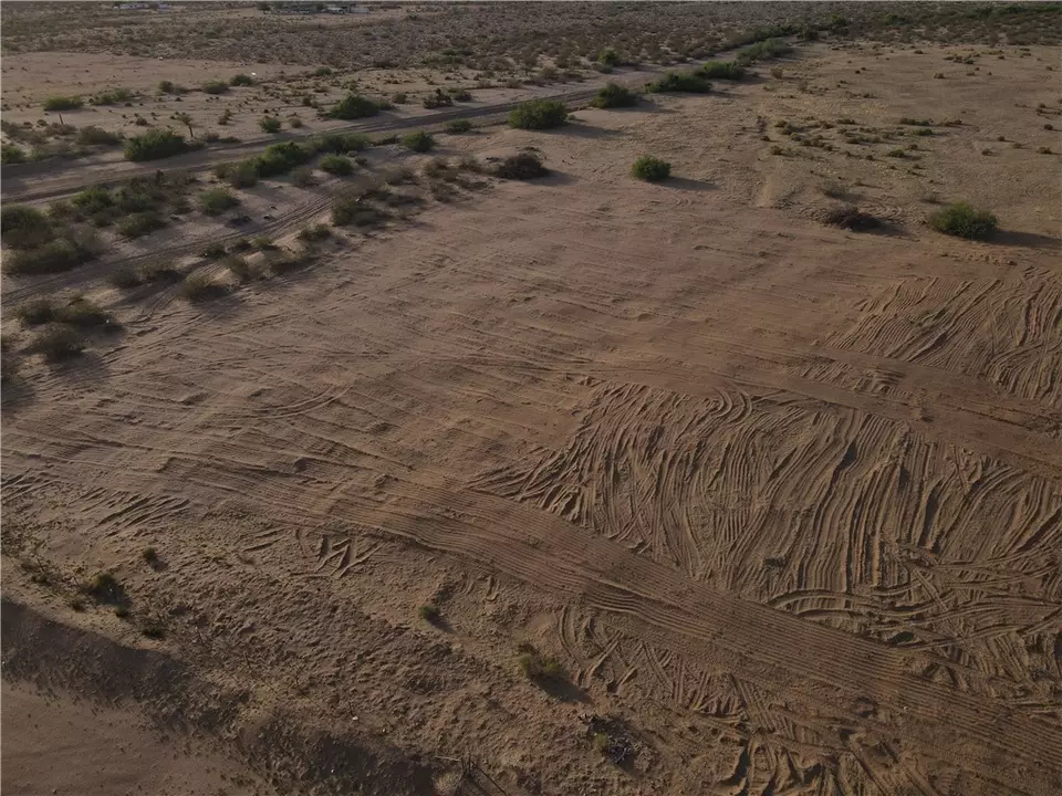  016 W Claim Dr # S, Golden Valley, AZ 86413 photo 5