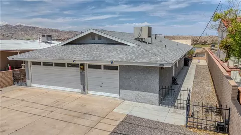 1055 Terrace Dr, Bullhead City, AZ 86442