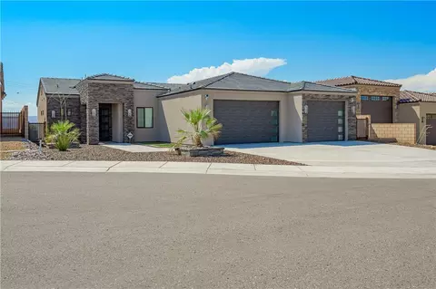 969 Thumb Butte, Bullhead City, AZ 86429