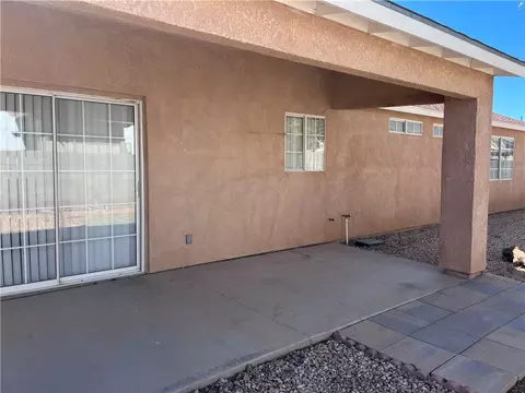 Exterior - 3349 E Ames Ave, Kingman, AZ 86409 photo 4 of 4