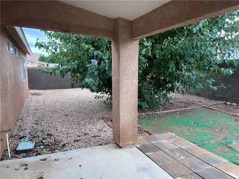 Exterior - 3349 E Ames Ave, Kingman, AZ 86409 photo 2 of 4