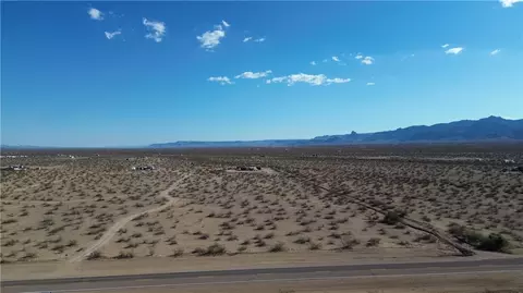 4 8 Ac Shinarump Dr, Golden Valley, AZ 86413
