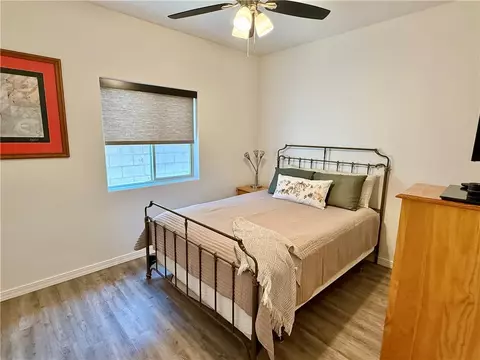 Bedroom - 2842 E Colina Vis, Kingman, AZ 86409 photo 5 of 6
