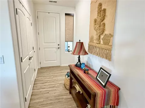Entry Way - 2842 E Colina Vis, Kingman, AZ 86409 photo 3 of 5