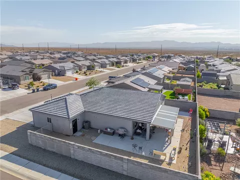 View/Area - 2842 E Colina Vis, Kingman, AZ 86409 photo 5 of 7