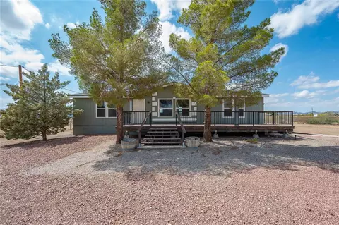 3583 N Avra Rd, Golden Valley, AZ 86413