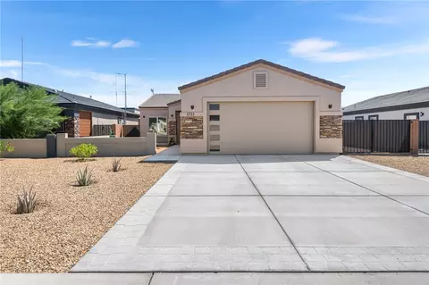 1722 Sugar Bush Pl, Fort Mohave, AZ 86426