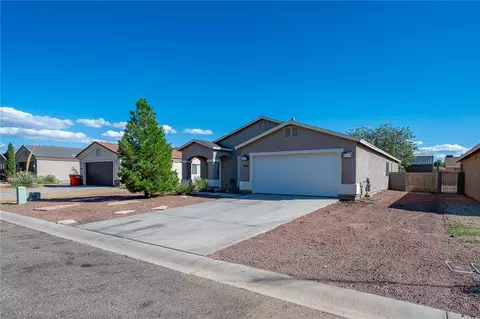 Exterior - 3960 E Ames Ave, Kingman, AZ 86409 photo 2 of 5