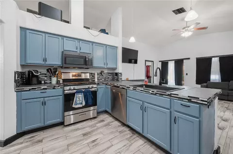 Kitchen - 3960 E Ames Ave, Kingman, AZ 86409 photo 3 of 3