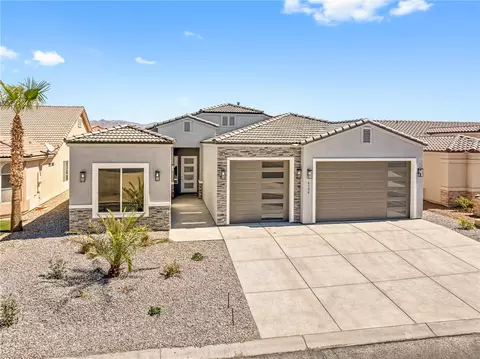6136 S Via Del Aqua Dr, Fort Mohave, AZ 86426