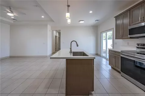 Kitchen - 2485 E Devlin Ave, Kingman, AZ 86409 photo 2 of 3
