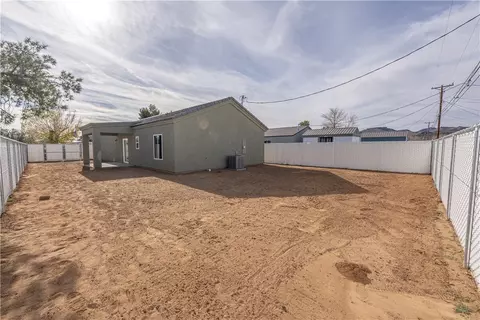 Exterior - 2485 E Devlin Ave, Kingman, AZ 86409 photo 4 of 5
