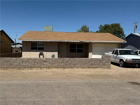 3525 E Shaeffer Ave, Kingman, AZ 86409