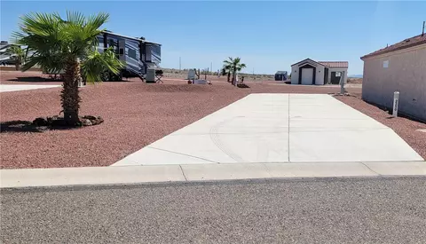 2350 Cortez Ln, Bullhead City, AZ 86442