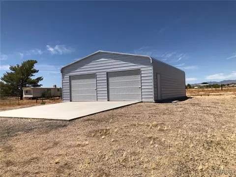 5091 W Chino Dr, Golden Valley, AZ 86413