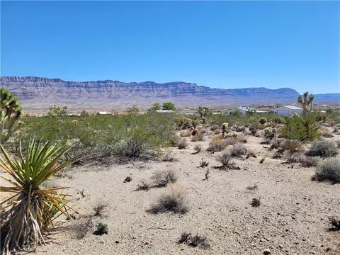 340 E Yates Dr, Meadview, AZ 86444