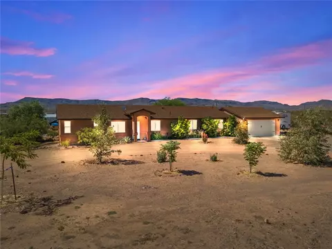 4141 N Dragoon Rd, Golden Valley, AZ 86413