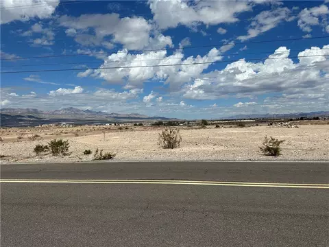 2181 Riverview Dr, Bullhead City, AZ 86442