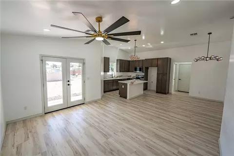 Living - 1180 E Carver Ave, Kingman, AZ 86409 photo 2 of 3