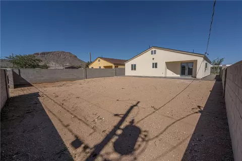 Exterior - 1180 E Carver Ave, Kingman, AZ 86409 photo 4 of 7