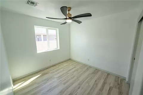 Bedroom - 1180 E Carver Ave, Kingman, AZ 86409 photo 2 of 5