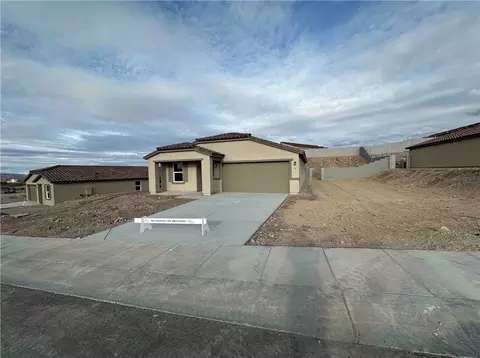 2547 Montano Ridge Dr, Bullhead City, AZ 86442