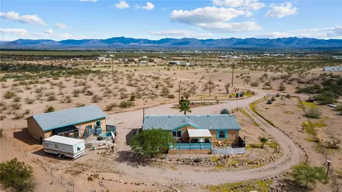 1193 S Dome Rd, Golden Valley, AZ 86413