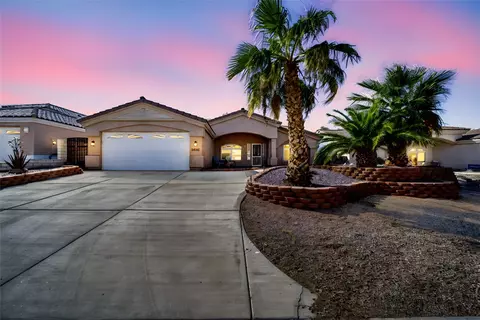 2068 E Desert Lakes Dr, Fort Mohave, AZ 86426