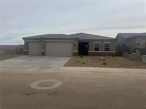 3672 Wheatland Ave, Kingman, AZ 86401